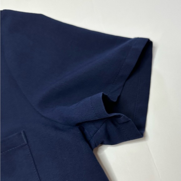 Figs Catarina 1 Pocket Scrub Top Navy PO #3211 Size S - Picture 7 of 16